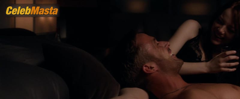 Photo Gallery: Emma Stone in Crazy, Stupid, Love photo 2