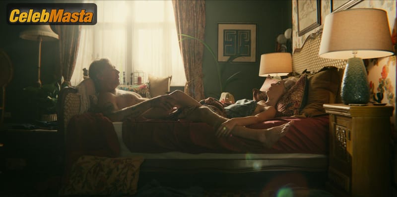 Gillian Anderson Photo Gallery from Sex Education photo 3