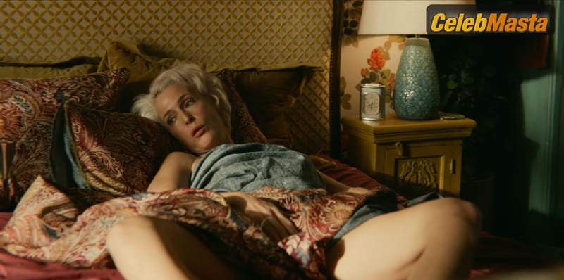Gillian Anderson Photo Gallery from Sex Education photo 4