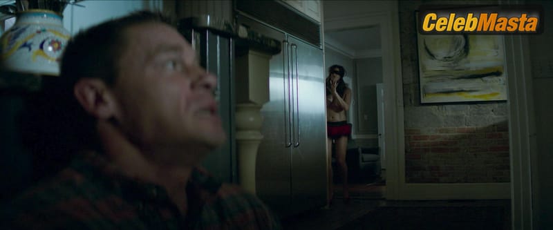 Gina Gershon Photo Collection from Blockers photo 3
