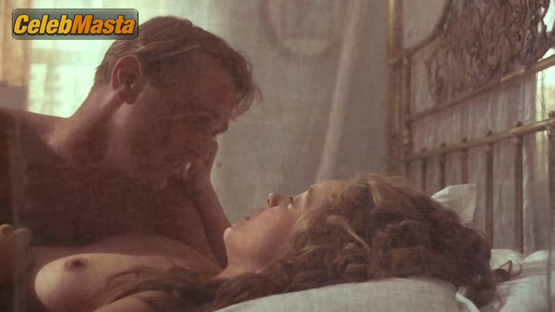 Greta Scacchi Photos from Heat And Dust photo 4