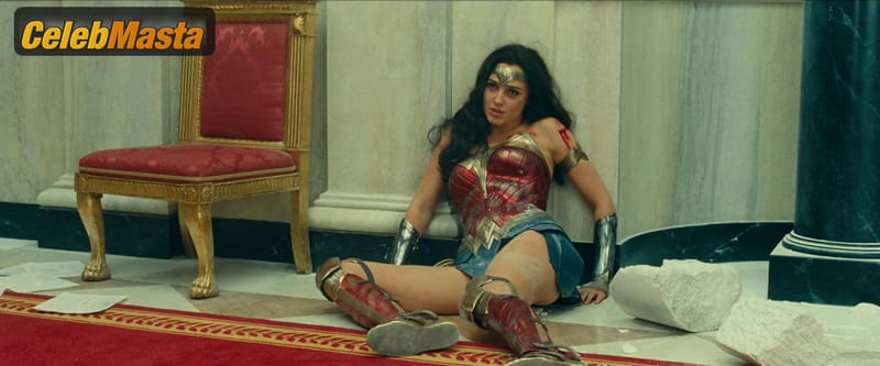 Photo Gallery: Gal Gadot in Wonder Woman 1984 photo 3