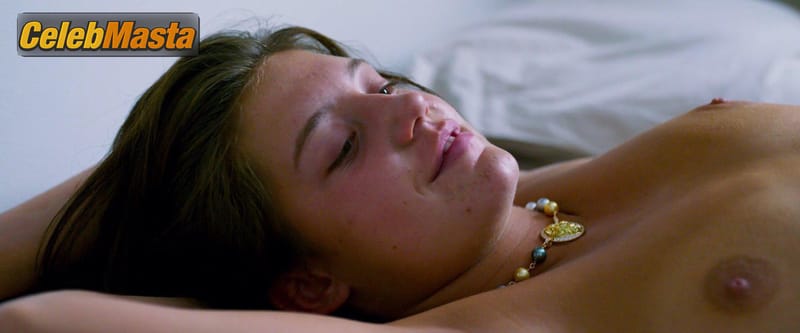Gemma Arterton Photo Gallery from Orphan photo 2