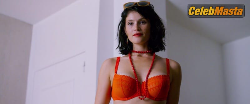 Gemma Arterton Photo Gallery from Orphan photo 3