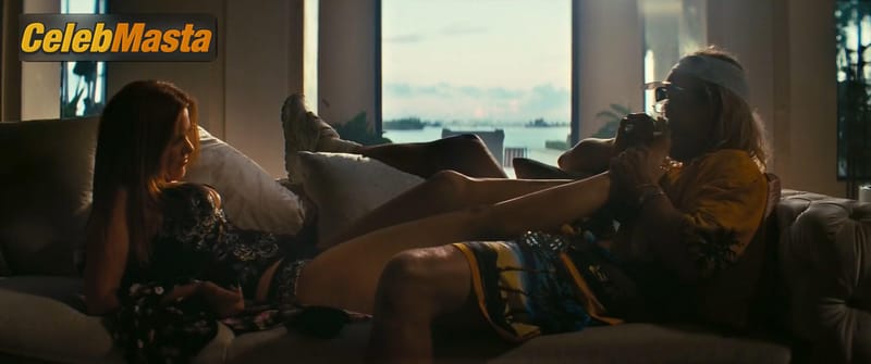 Isla Fisher Scene Photos Gallery from The Beach Bum photo 1