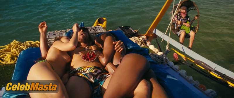 Isla Fisher Scene Photos Gallery from The Beach Bum photo 2