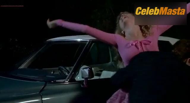 Heather Graham Scene Photos Gallery from License To Drive photo 4