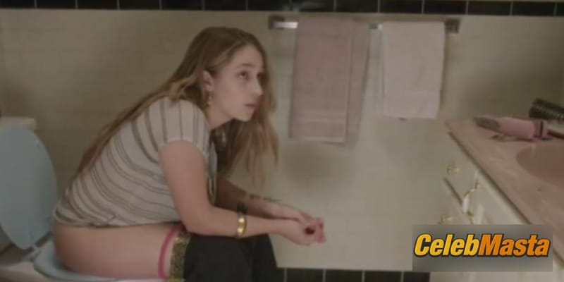 Jemima Kirke Photo Set from Girls photo 2