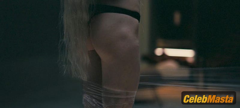 Photo Gallery: Hunter Schafer in Euphoria photo 4