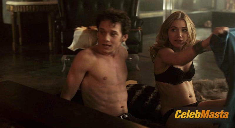 Imogen Poots Photo Gallery from Fright Night photo 2