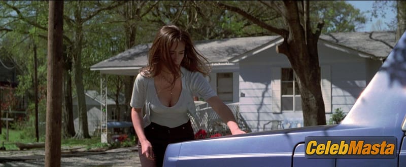 Jennifer Love Hewitt Photo Collection from I Know What You Did Last Summer photo 4