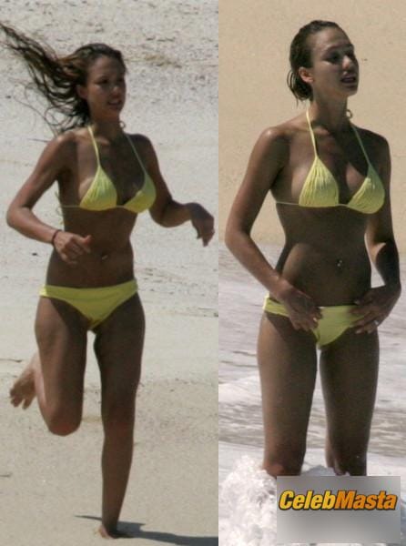 Jessica Alba in Beach Babes