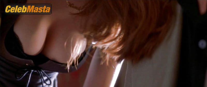 Jennifer Love Hewitt Scene Photos Gallery from Heartbreakers photo 4