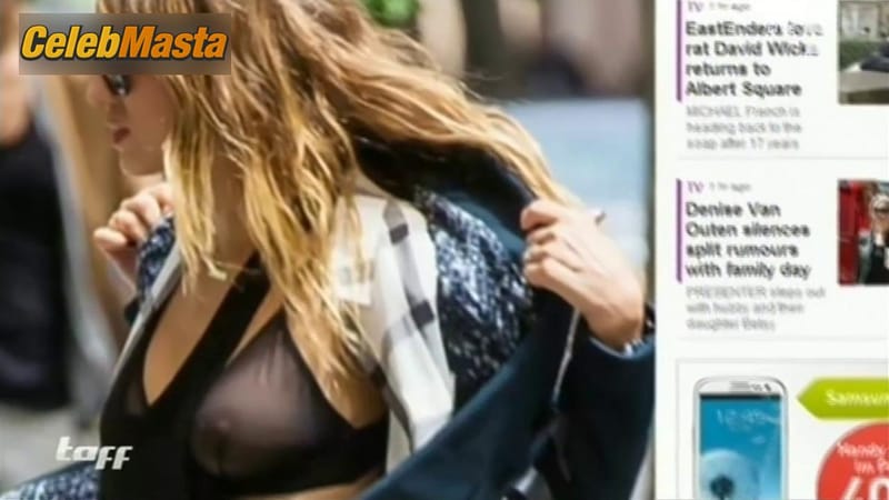 Jessica Alba in Taff