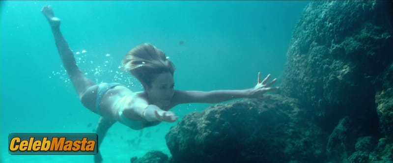 Jessica Alba in Mechanic Resurrection