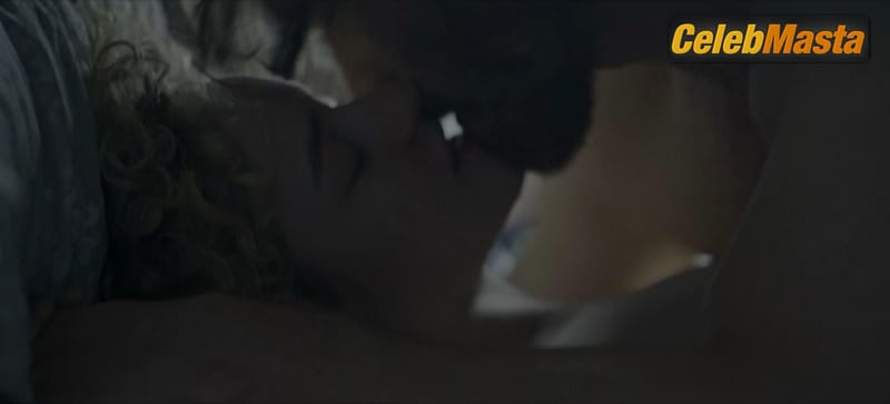 Photo Gallery: Julia Garner in Ozark photo 2