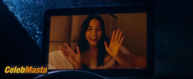 Jessica Gomes Photo Set from Father Figures photo 1