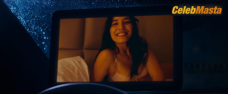 Jessica Gomes Photo Set from Father Figures photo 2