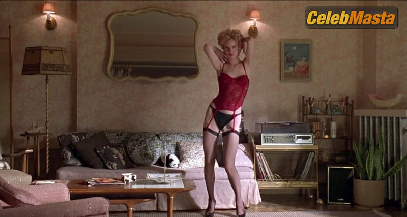 Juliette Lewis Photo Gallery from Romeo Is Bleeding photo 2