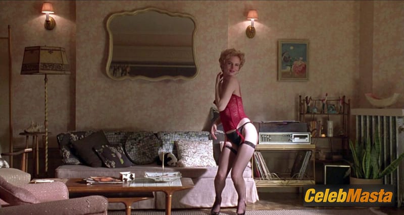 Juliette Lewis Photo Gallery from Romeo Is Bleeding photo 3