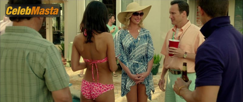 Jordana Brewster Photo Collection from Home Sweet Hell photo 4