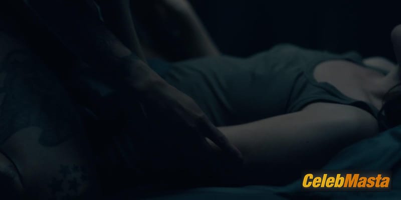 Kate Siegel Photo Collection from The Haunting Of Hill House photo 2