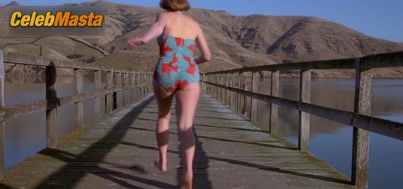 Kate Winslet Scene Photos Gallery from Heavenly Creatures photo 3