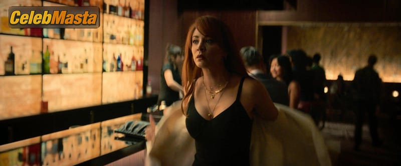 Photo Gallery: Kaley Cuoco in Role Play photo 2