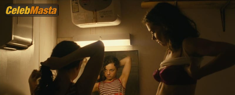 Katie Holmes Photo Set from All We Had photo 3