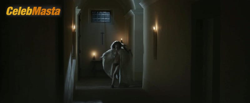 Kate Micucci Photo Gallery from The Little Hours photo 4