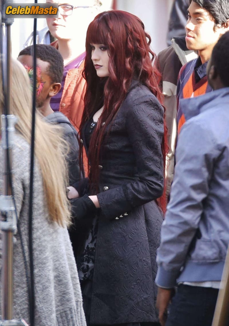 Katherine McNamara Scene Photos Gallery from R.l. Stine’s Monsterville Cabinet Of Souls photo 1