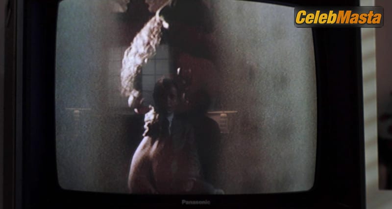 Kelly Preston Scene Photos Gallery from 52 Pick-up photo 2