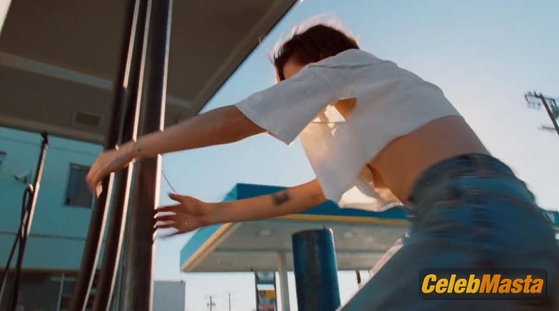 Kristen Stewart Photo Collection from Ride ’em On Down photo 4