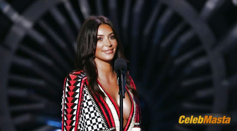 Kim Kardashian Photos from Mtv Video Music Awards photo 3