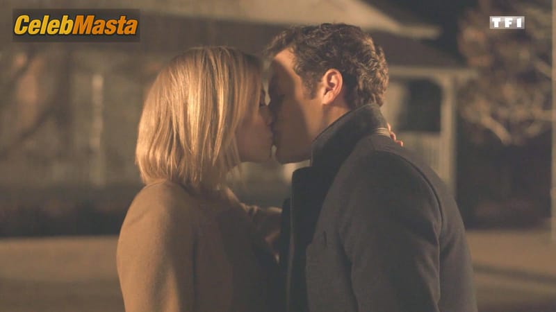 Laura Vandervoort Scene Photos Gallery from Coffee Shop photo 4