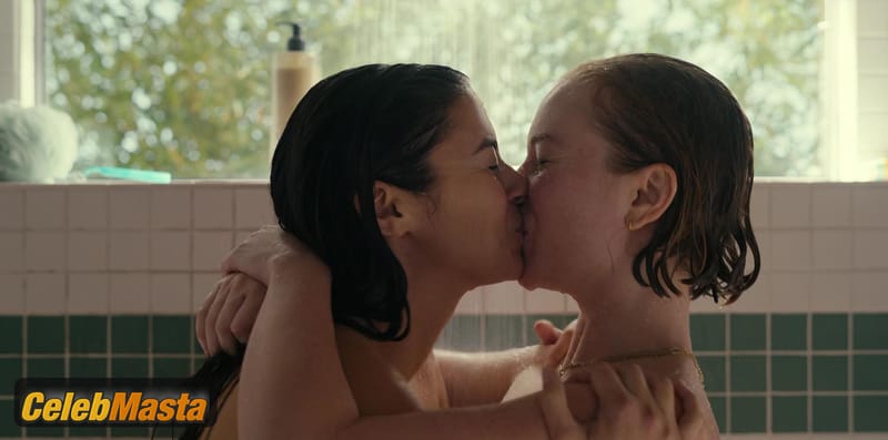 Lorenza Izzo Scene Photos Gallery from Hacks photo 2
