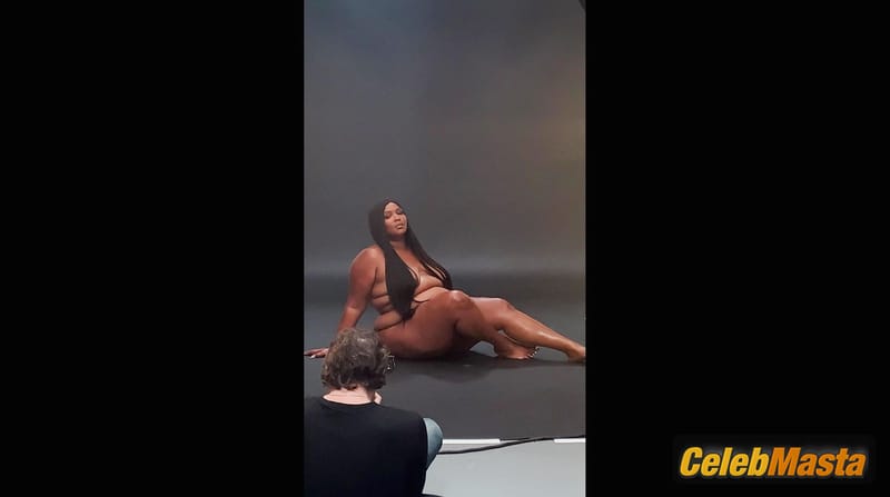 Lizzo Photo Set photo 1
