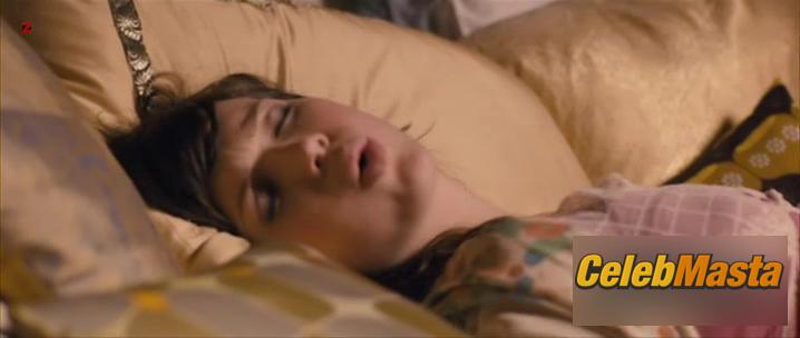 Mandy Moore Scene Photos Gallery from Swinging With The Finkels photo 2