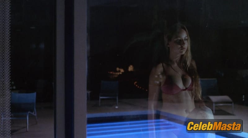 Leelee Sobieski Photos from The Glass House photo 4