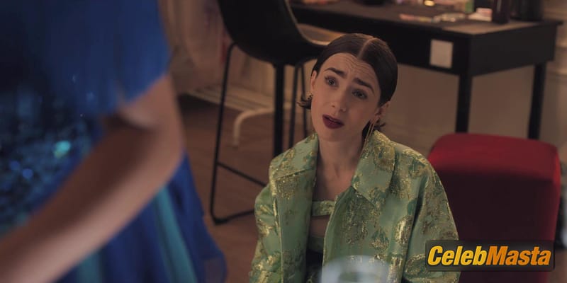 Photo Gallery: Lily Collins in Emily In Paris photo 3