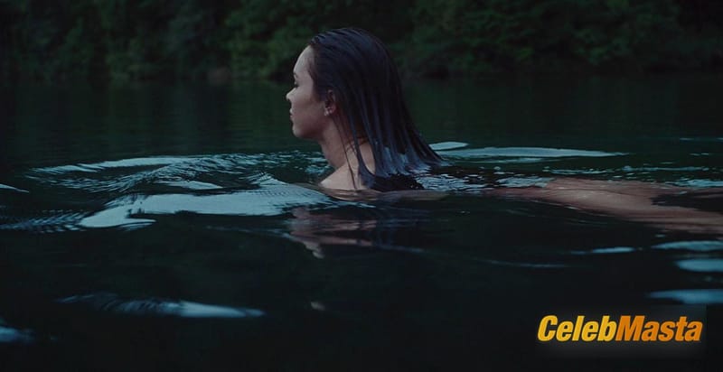 Megan Fox Photo Collection from Jennifer’s Body photo 3