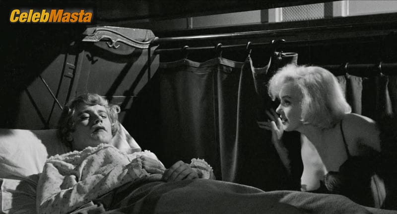 Marilyn Monroe Photos from Some Like It Hot photo 3
