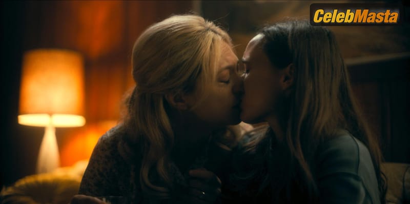 Marin Ireland Photos from The Umbrella Academy photo 2