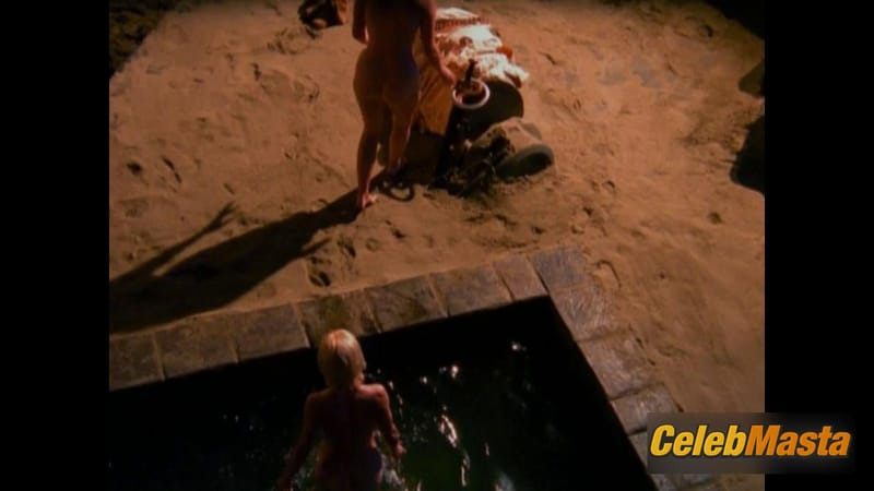 Lucy Lawless Photos from Xena Warrior Princess photo 3
