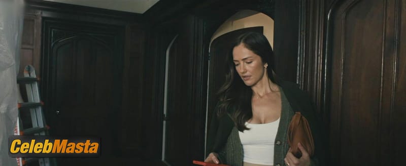 Minka Kelly Scene Photos Gallery from Blackwater Lane photo 1