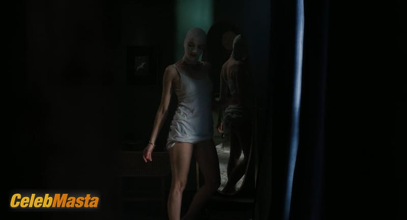 Naomi Watts Scene Photos Gallery from Goodnight Mommy photo 4