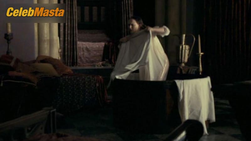 Natalie Portman Photos from The Other Boleyn Girl photo 4