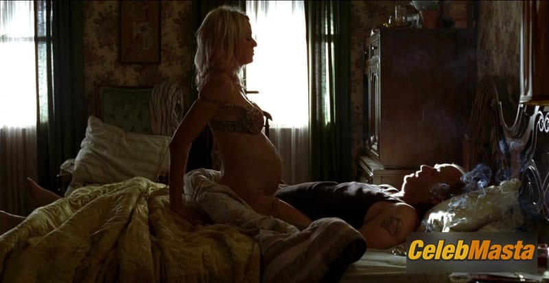 Naomi Watts Photo Gallery from St. Vincent photo 2