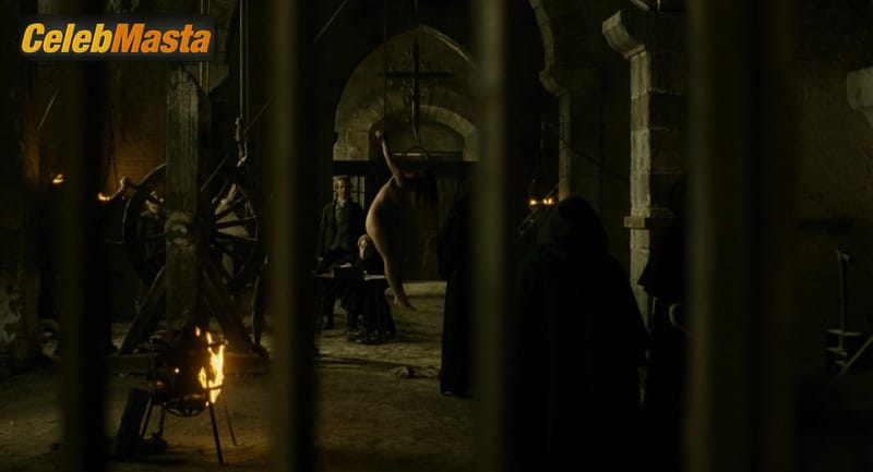 Natalie Portman Photo Set from Goya’s Ghosts photo 2