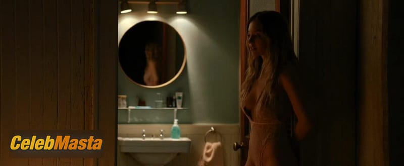 Natasha Liu Bordizzo Photo Collection from The Voyeurs (2021) photo 3